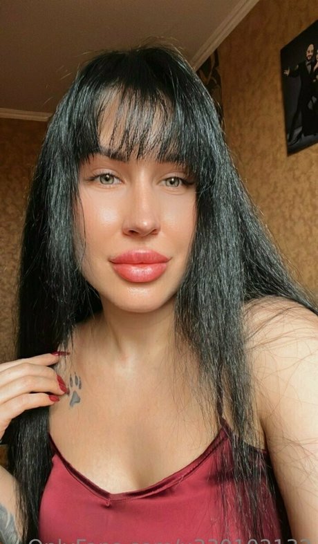 Naakte gelekte OnlyFans-foto van Lustyqueen
