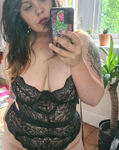 Naughtyrosie