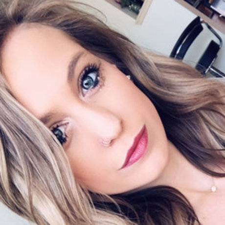 Naakte gelekte OnlyFans-foto van Stefaniejoy