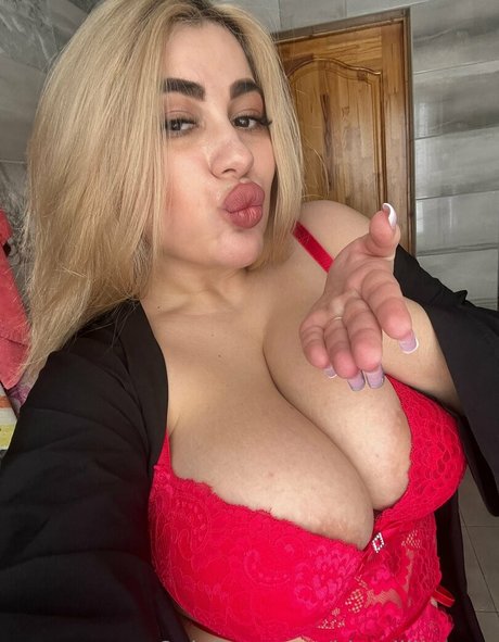Blondiiie_rose