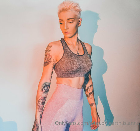 Who.on.earth.is.anna