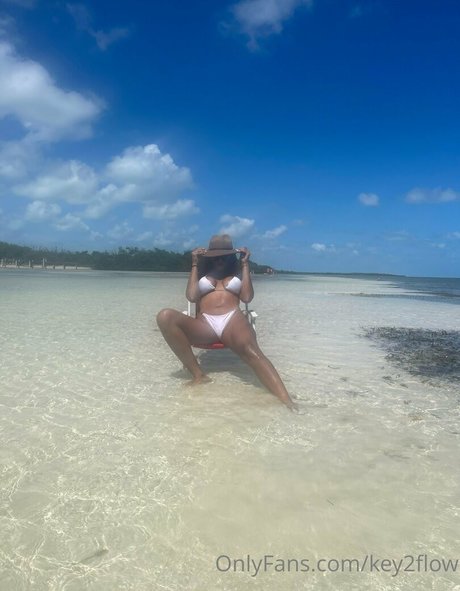 Naakte gelekte OnlyFans-foto van Key2flow