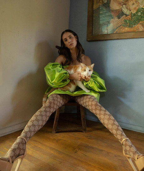 Naakte gelekte OnlyFans-foto van Alison Brie
