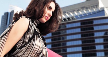 Naakte gelekte OnlyFans-foto van Alison Brie