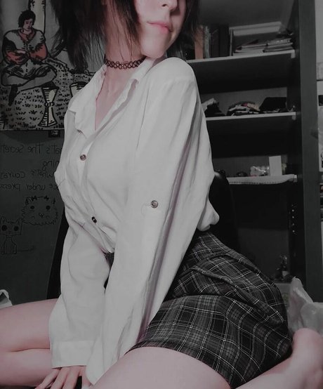 Naakte gelekte OnlyFans-foto van Sunshizen