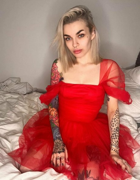 Naakte gelekte OnlyFans-foto van Ellenaafree