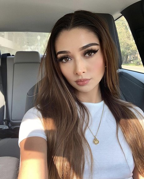 Naakte gelekte OnlyFans-foto van Angelica Jensen