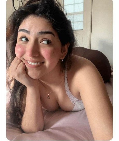 Naakte gelekte OnlyFans-foto van Kristalqr