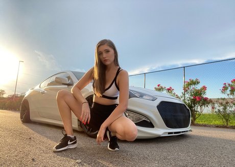 Naakte gelekte OnlyFans-foto van Amber Nicolexo