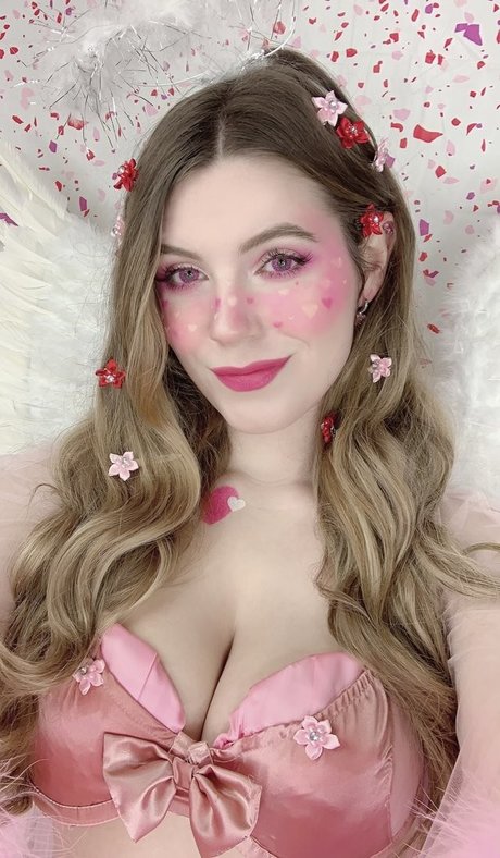 Naakte gelekte OnlyFans-foto van Jazlyn Skyy