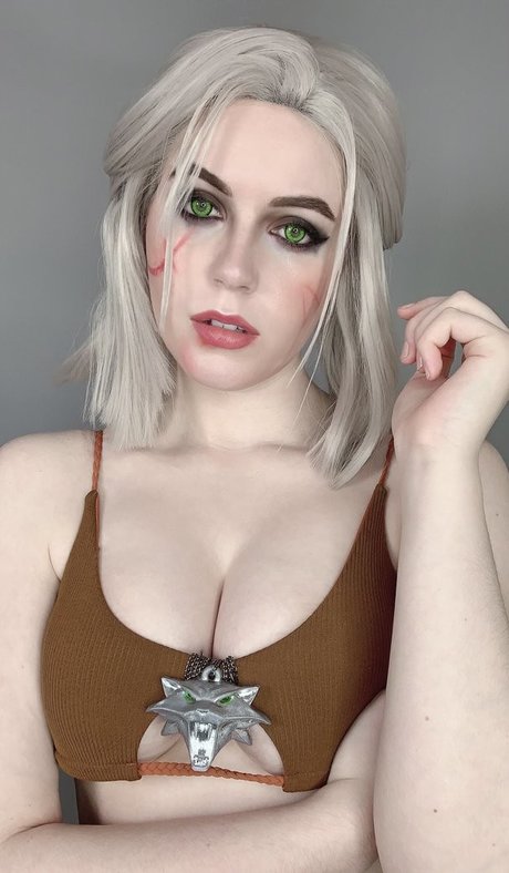 Naakte gelekte OnlyFans-foto van Jazlyn Skyy