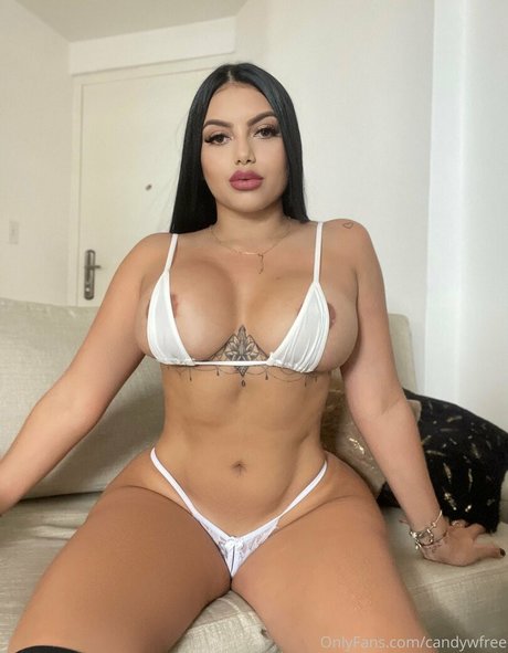 Naakte gelekte OnlyFans-foto van Candyw11