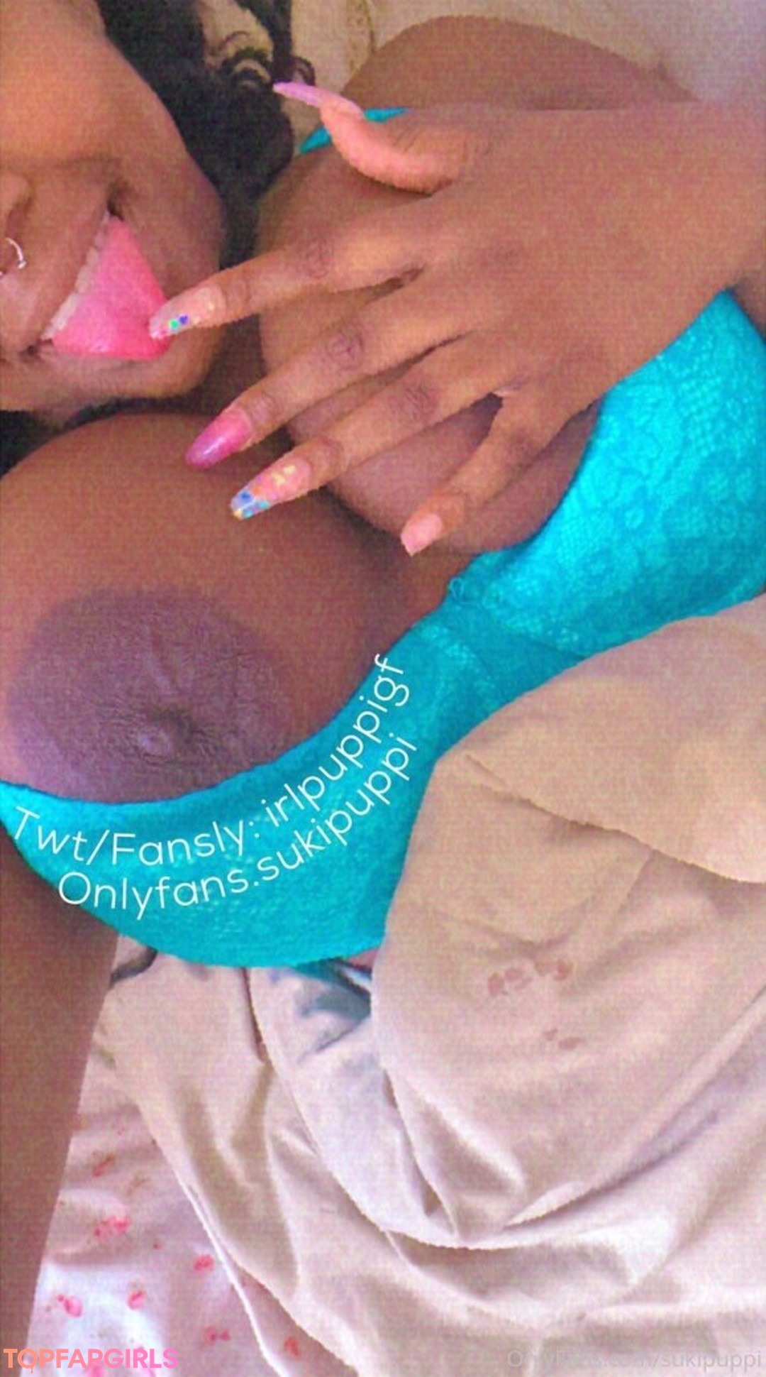 Naakte gelekte OnlyFans-foto van Sukipuppi #1 Naakte gelekte OnlyFans-foto van Sukipuppi #1