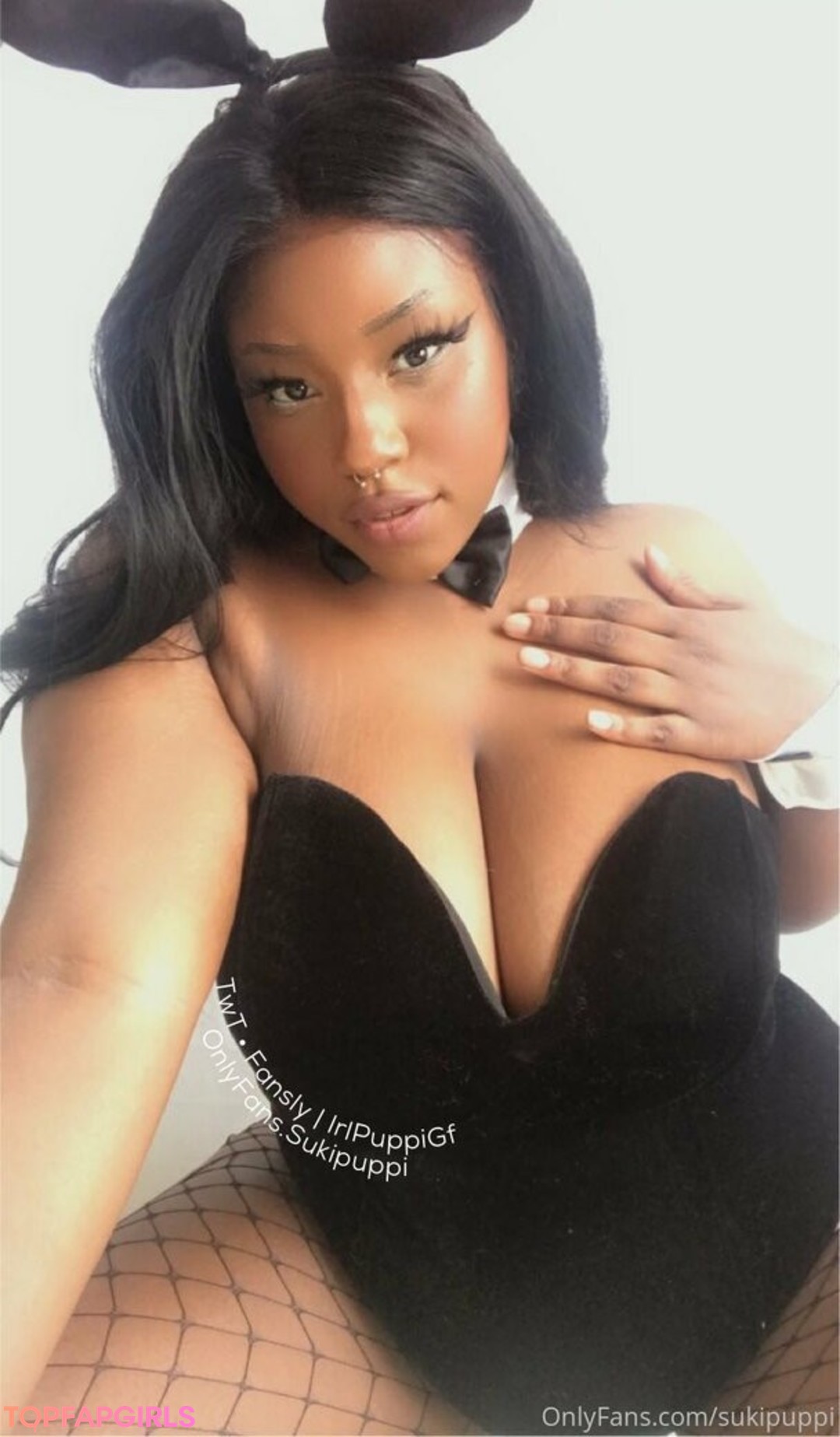 Naakte gelekte OnlyFans-foto van Sukipuppi #33 Naakte gelekte OnlyFans-foto van Sukipuppi #33