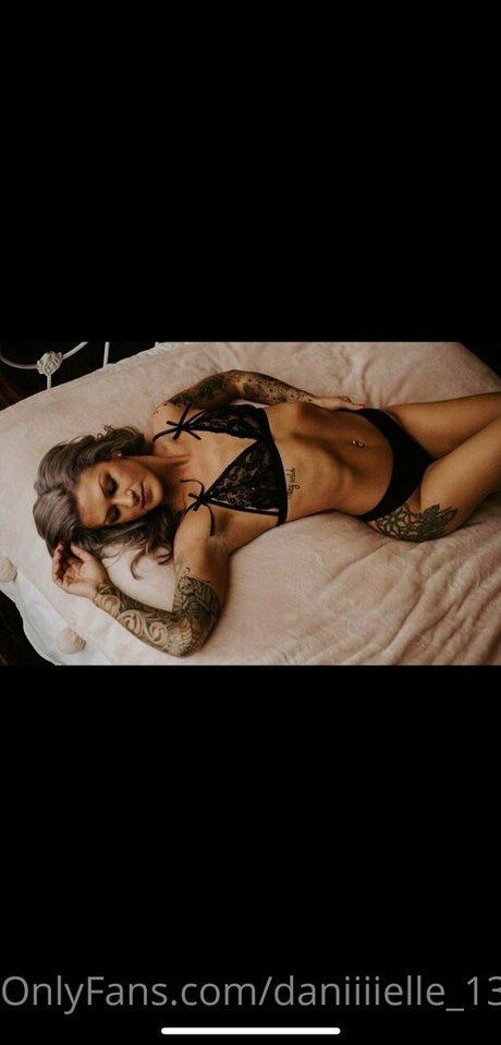 Daniiiielle_13