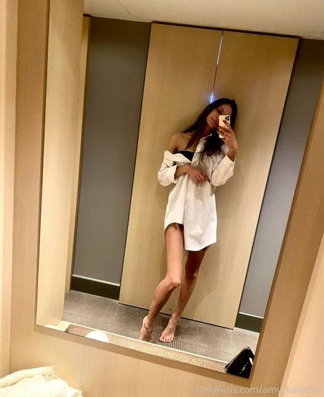 Naakte gelekte OnlyFans-foto van Karamelkakatvip