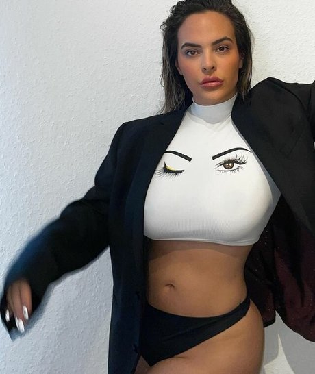 Naakte gelekte OnlyFans-foto van Patricia Pestana