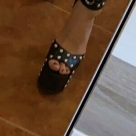 Naakte gelekte OnlyFans-foto van Hollyhellfree