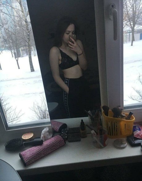Naakte gelekte OnlyFans-foto van Playfulass