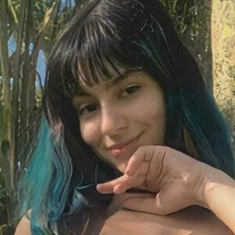 Naakte gelekte OnlyFans-foto van Giovanag