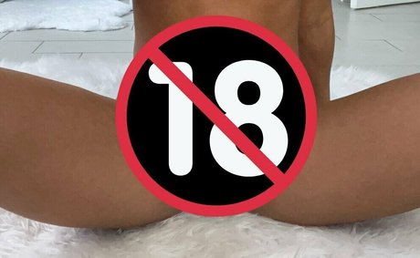 Naakte gelekte OnlyFans-foto van Gigipenaa