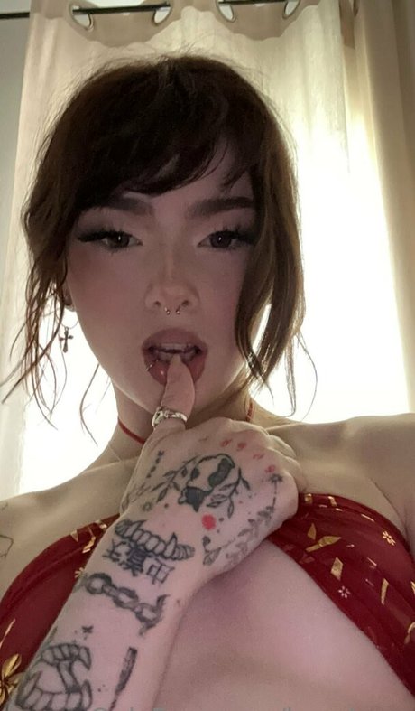 Naakte gelekte OnlyFans-foto van Kenzkun