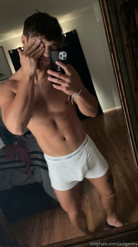 Naakte gelekte OnlyFans-foto van Jfit98