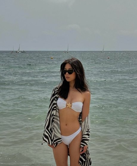 Naakte gelekte OnlyFans-foto van Tingtinglai