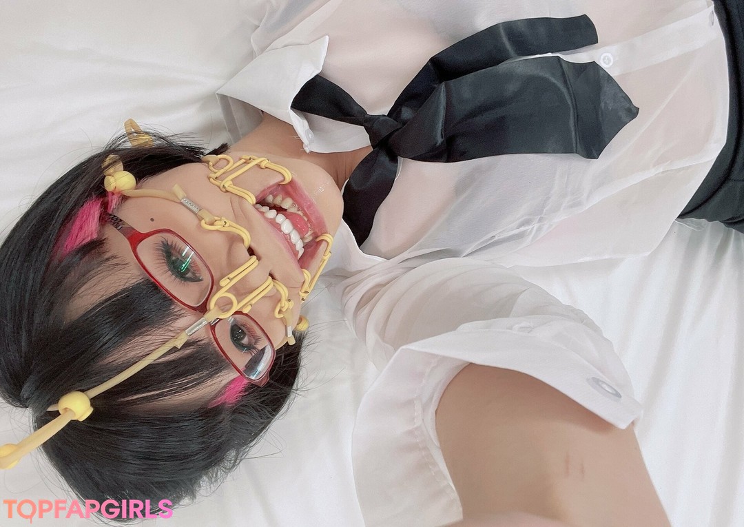 Naakte gelekte OnlyFans-foto van Eri Kitami #1199