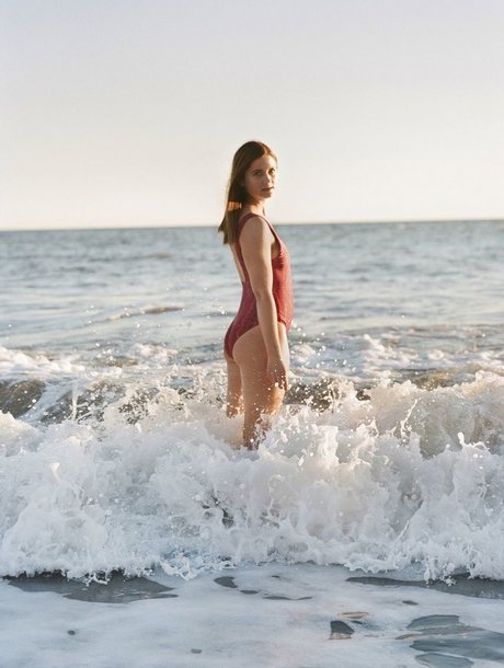 Naakte gelekte OnlyFans-foto van Bonnie Wright