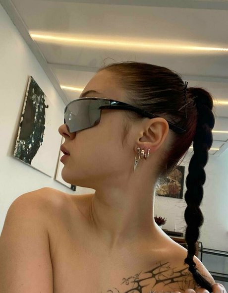 Krissyangelll