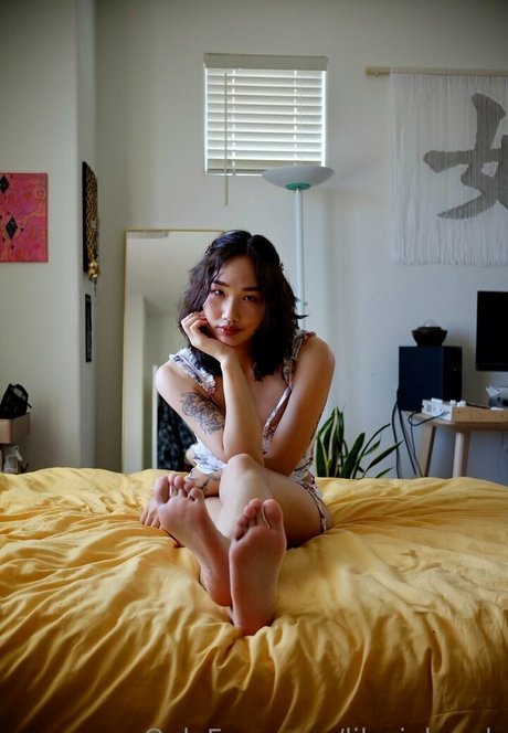 Naakte gelekte OnlyFans-foto van Lilsojubomb