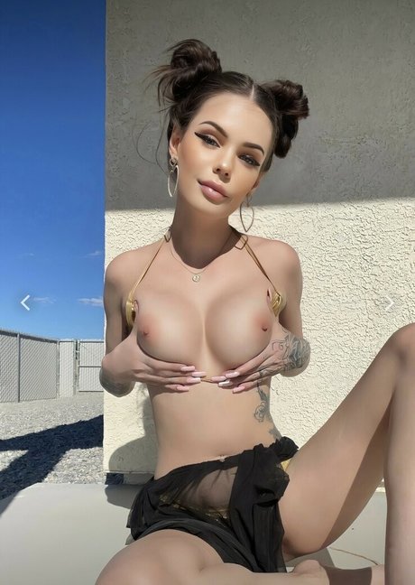 Sabrina Nellie