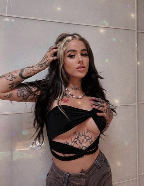 Naakte gelekte OnlyFans-foto van Cray