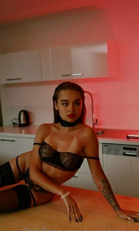 Naakte gelekte OnlyFans-foto van Vvanessav