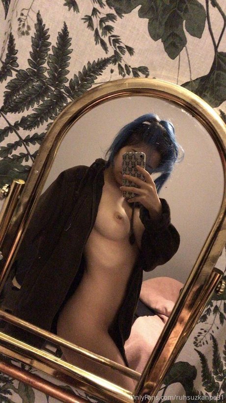 Naakte gelekte OnlyFans-foto van Ruhsuzkahpe31