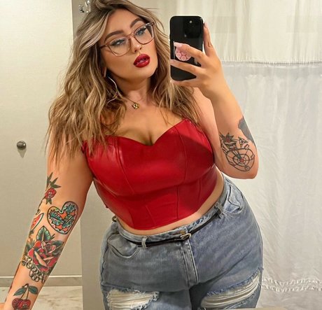 Naakte gelekte OnlyFans-foto van Cakexface