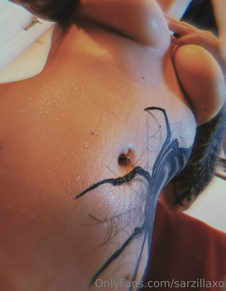 Naakte gelekte OnlyFans-foto van Sarzillaxo