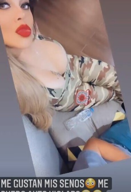 Naakte gelekte OnlyFans-foto van Stefany Camus Gutierrez