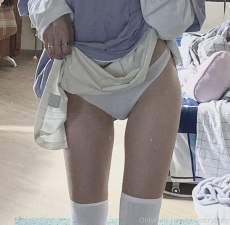 Naakte gelekte OnlyFans-foto van Ghostcrybaby