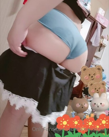 Naakte gelekte OnlyFans-foto van Yurihime