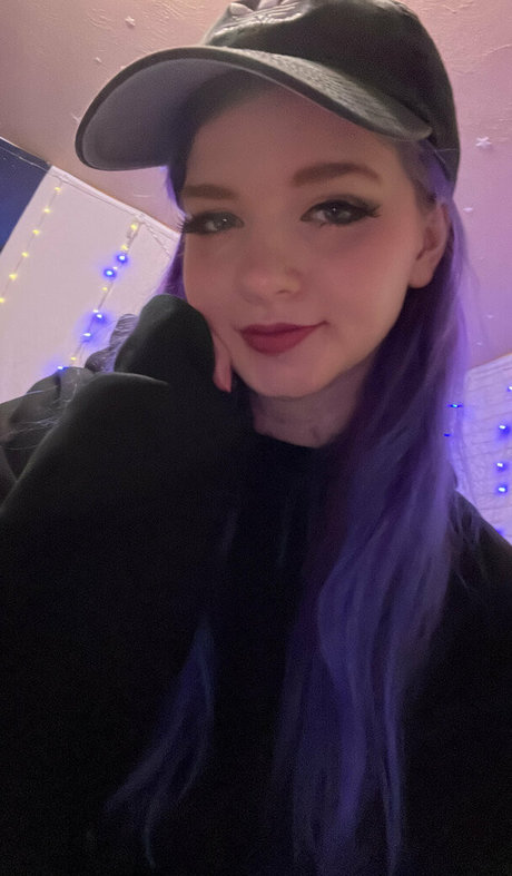 Naakte gelekte OnlyFans-foto van Aelarose