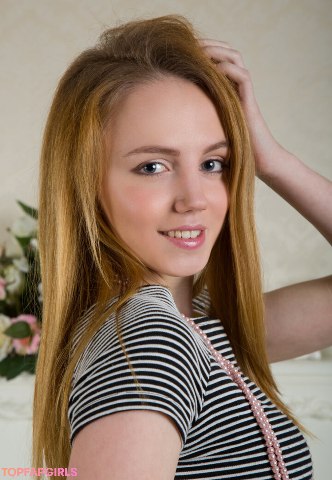 Naakte gelekte OnlyFans-foto van Showybeauty #1054