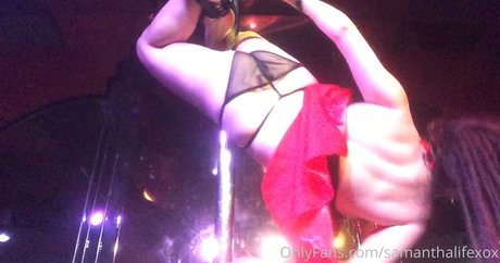 Naakte gelekte OnlyFans-foto van Samanthalifexox