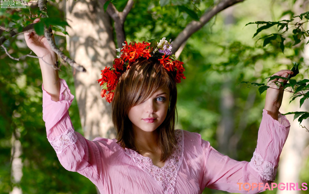 Naakte gelekte OnlyFans-foto van Amourangels #1050