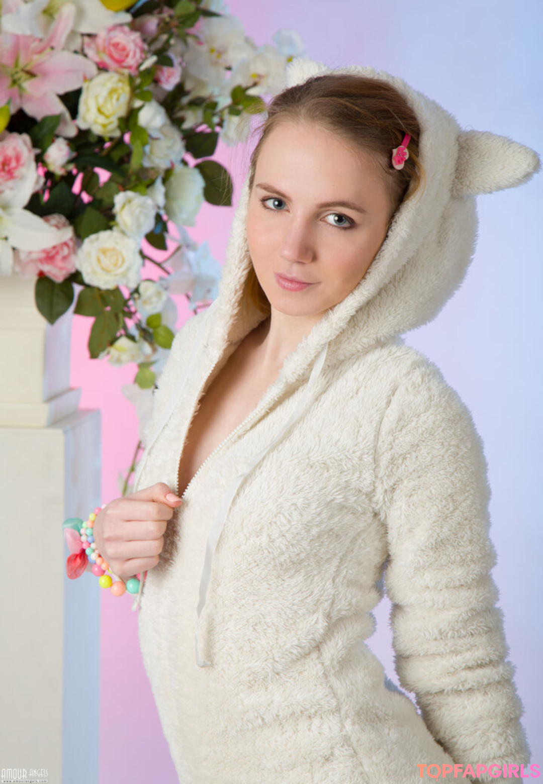 Naakte gelekte OnlyFans-foto van Amourangels #1239