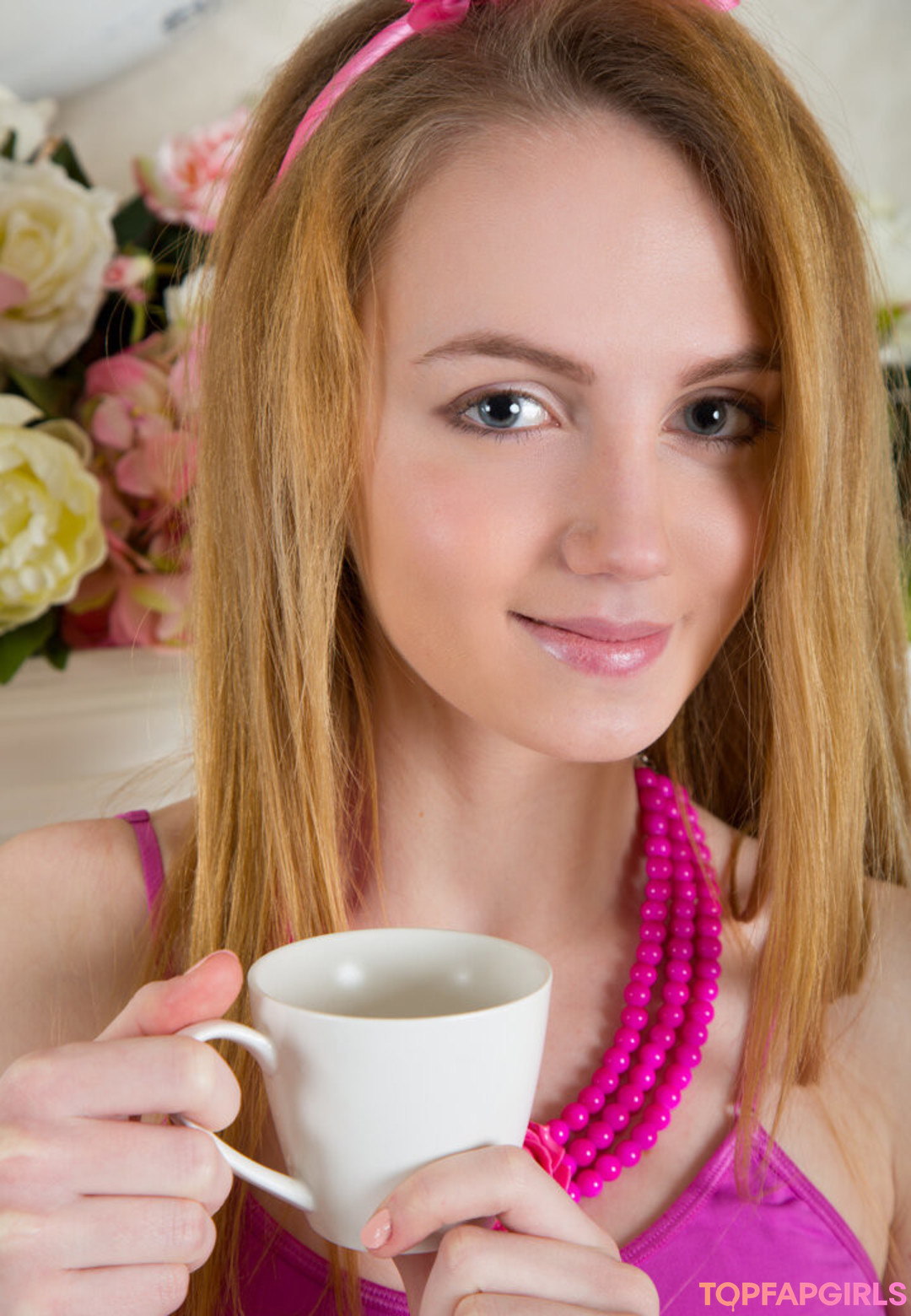 Naakte gelekte OnlyFans-foto van Amourangels #1261