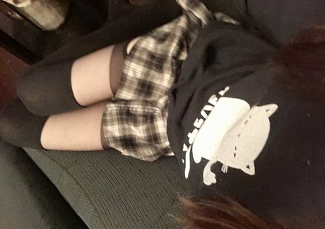 Naakte gelekte OnlyFans-foto van Shygallilly