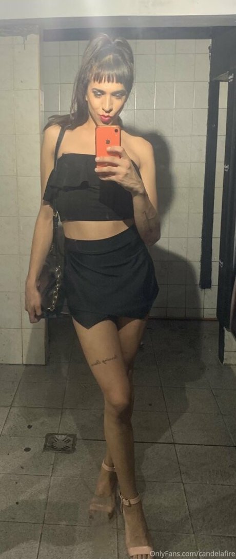 Naakte gelekte OnlyFans-foto van Candelafire