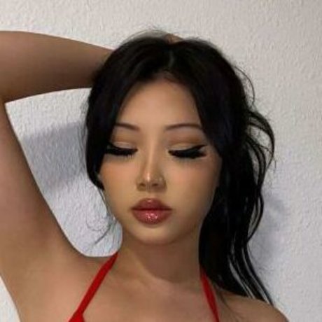 Naakte gelekte OnlyFans-foto van Icybabym